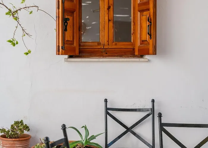 Vasoula Lindos, Jasmine And Gardenia Villa Líndos