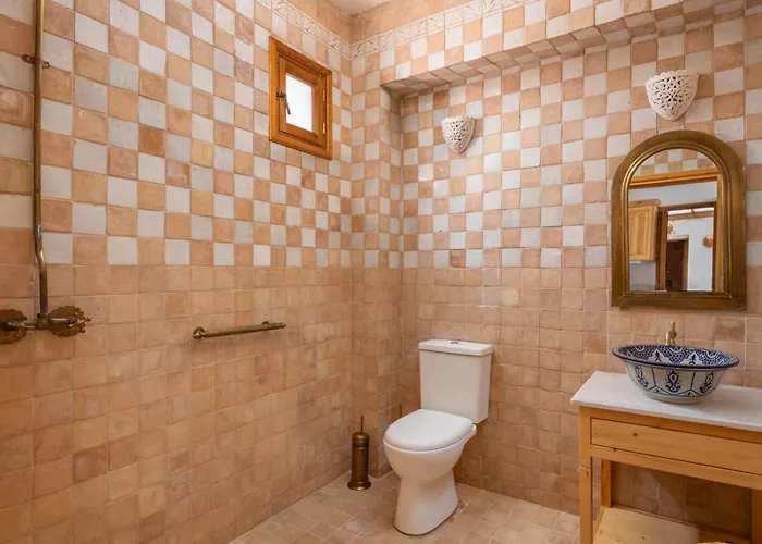 Vasoula Lindos, Jasmine And Gardenia * Lindos (Rhodes)