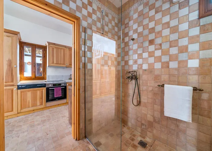 Vasoula Lindos, Jasmine And Gardenia Villa *