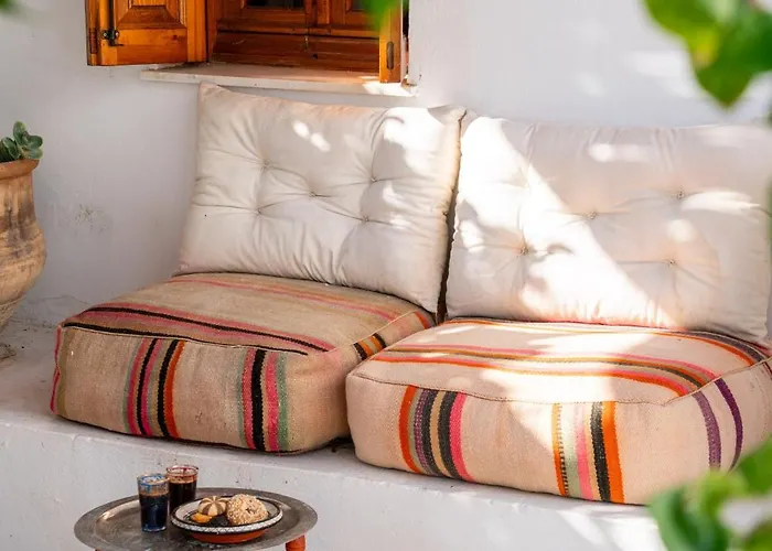 Vasoula Lindos, Jasmine And Gardenia *