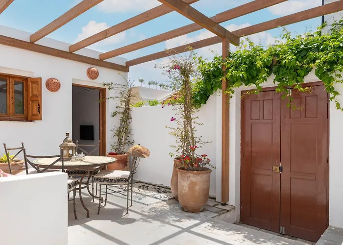 Villa Vasoula Lindos, Jasmine And Gardenia Líndos