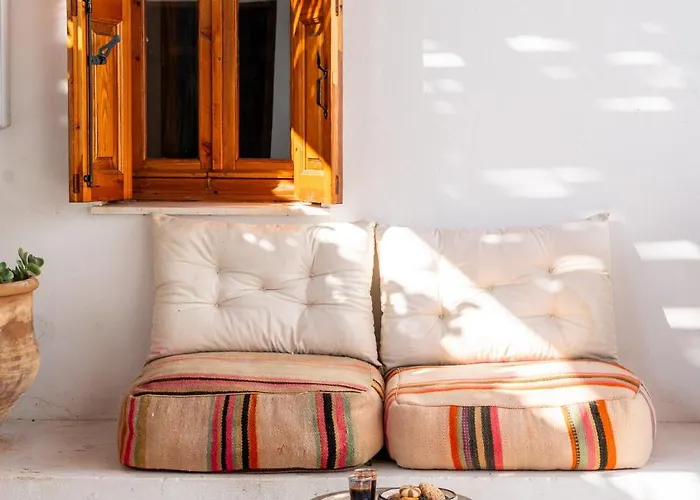 Vasoula Lindos, Jasmine And Gardenia Villa